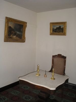 Lee's desk in McLean House. Click for full size. Lee's desk in McLean House image. Click for full size.