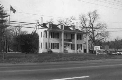 Brown's Tavern. Click for full size. Brown's Tavern image. Click for full size.