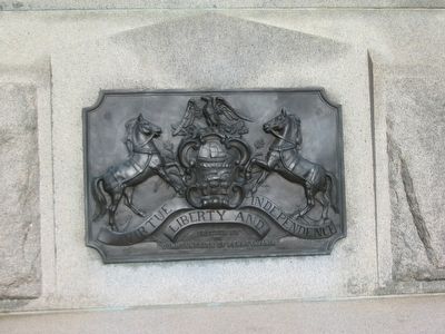 State Seal on Front of Monument image. Click for full size.