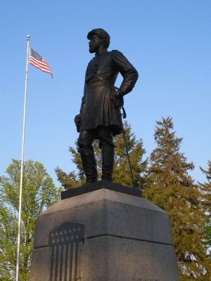 Another Reynolds Monument image. Click for full size.