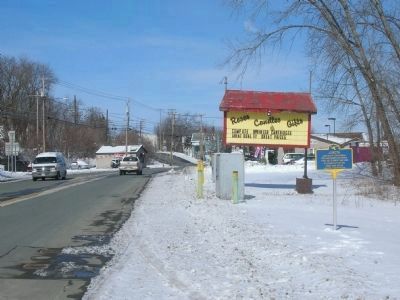 New Juncta Marker beside Saratoga Street (Rt 32) in Cohoes image. Click for full size.