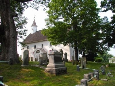 Old Tennant Church and cemetery image. Click for full size.