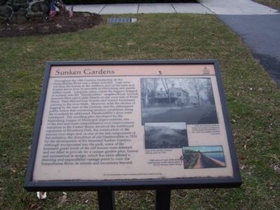 Sunken Gardens Marker image. Click for full size.