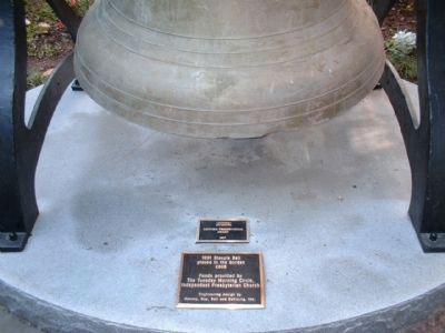 Independent Presbyterian Church 1891 Steeple Bell. Click for full size. Independent Presbyterian Church 1891 Steeple Bell image. Click for full size.