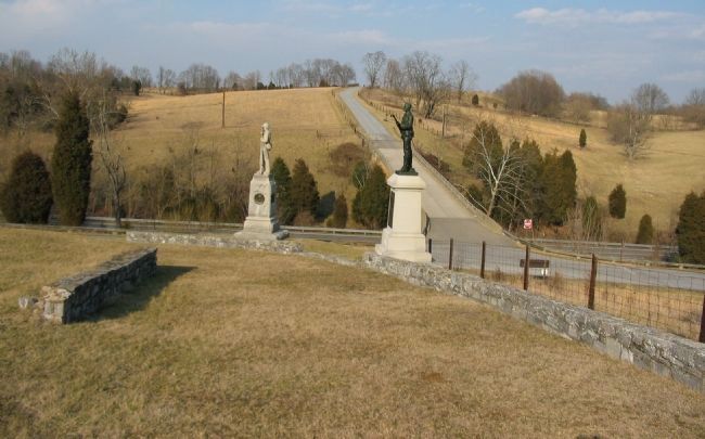Two Pennsylvania Monuments image. Click for full size.
