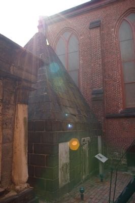 Marker and vault. Click for full size. Marker and vault image. Click for full size.