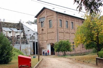 Folsom Powerhouse Building image. Click for full size.