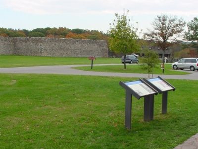 Markers and Fort Frederick image. Click for full size.