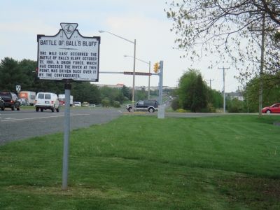 Battle of Balls Bluff Marker image. Click for full size.