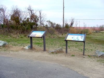 The Two Civil War Trail Markers image. Click for full size.