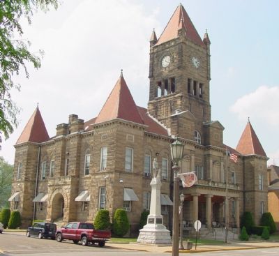 Wetzel County Courthouse and Monument. Click for full size. Wetzel County Courthouse and Monument image. Click for full size.