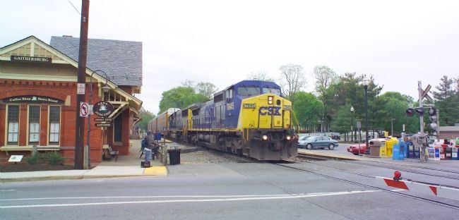 Westbound CSX Freight Passes the Station image. Click for full size.