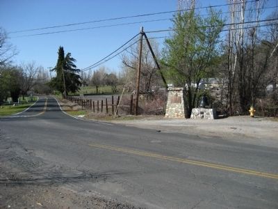 Shaw's Flat Marker. Click for full size. Shaw's Flat Marker image. Click for full size.