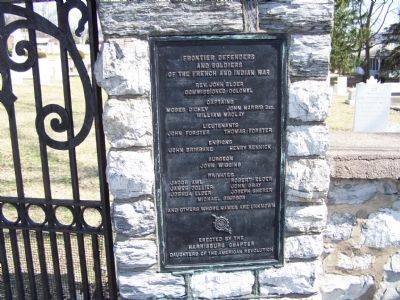 Plaque on right of cemetery gate image. Click for full size.