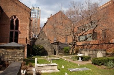South side of the William and Robert Smith vault image. Click for full size.