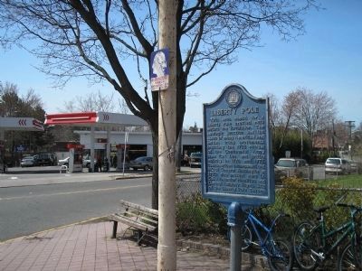 Marker at traffic circle. Click for full size. Marker at traffic circle image. Click for full size.
