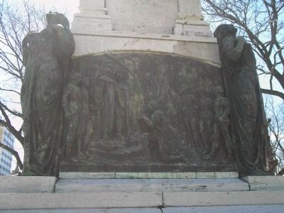 Right Side Relief of Monument image. Click for full size.