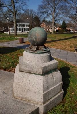 Corner piece on monument base. Click for full size. Corner piece on monument base image. Click for full size.