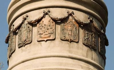 Additional Colonial Coats-of Arms along circumference of column. Click for full size. Additional Colonial Coats-of Arms along circumference of column image. Click for full size.