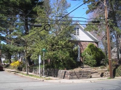 Union School on Tenafly Road image. Click for full size.