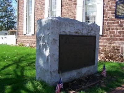 Full view of monument. image. Click for full size.