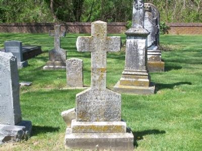 Grave stones in Emmanuel Cemetery image. Click for full size.