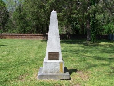 Full view of monument.. Click for full size. Full view of monument. image. Click for full size.