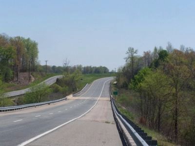 US 17 south of the marker. image. Click for full size.