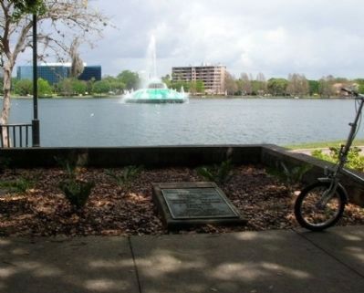 Orlando Centennial Fountain and Marker image. Click for full size.