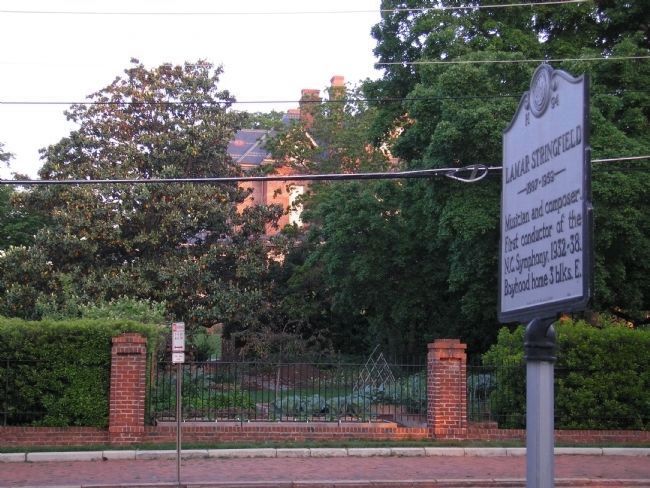 Lamar Stringfield Marker with Governor's Mansion visible behind it. image. Click for full size.