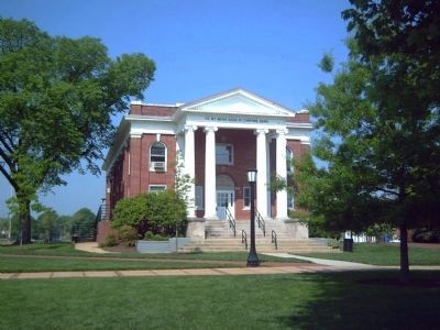 Stewart Memorial Hall at Episcopal High School image. Click for full size.