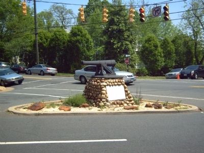 Braddock Cannon Marker </b>(south side) image. Click for full size.