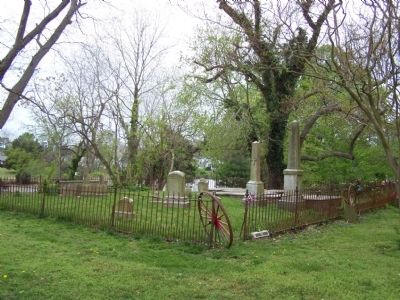 Scott Hall Cemetery image. Click for full size.