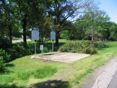 State Markers near Pence Gate, Fort Belvoir. Click for full size. State Markers near Pence Gate, Fort Belvoir image. Click for full size.