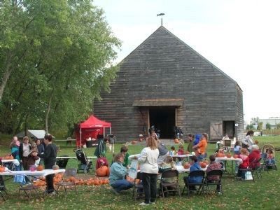 The Nilsen Dutch Barn at the Mabee Farm image. Click for full size.