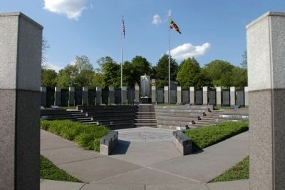 Maryland World War II Memorial image. Click for full size.