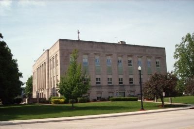 Fountain County Court House (from North/East). image. Click for full size.