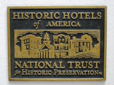 National Trust for Historic Preservation Algonquin Hotel Plaque image. Click for full size.