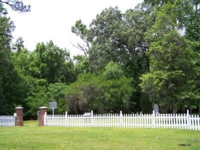 Hayne Family Cemetery image. Click for full size.