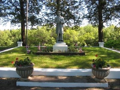 Nearby Civil War Memorial. Click for full size. Nearby Civil War Memorial image. Click for full size.