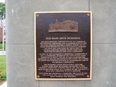 Old Main Arch Memorial Marker image. Click for full size.