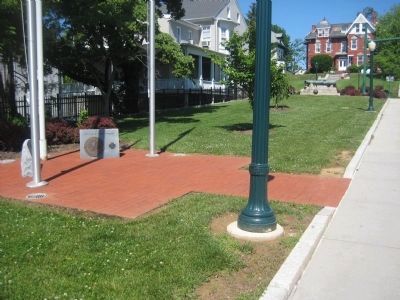 North Avenue Park image. Click for full size.