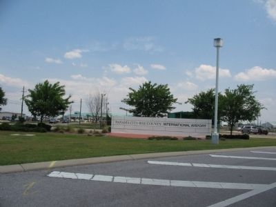 Panama City Airport Entrance image. Click for full size.