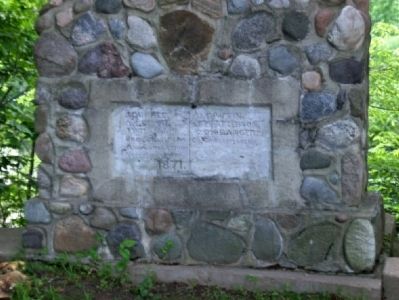 Stone sign to the left of Potter's Covered Bridge image. Click for full size.
