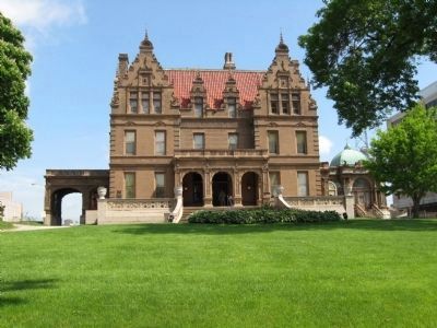 The Captain Frederick Pabst Mansion. Click for full size. The Captain Frederick Pabst Mansion image. Click for full size.