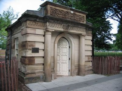 Bulfinch Gate House image. Click for full size.