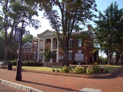Monticello Marker at 1781 Courthouse image. Click for full size.