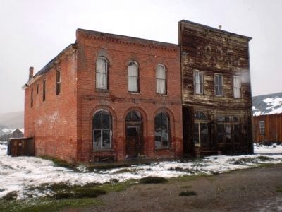 Dechambeau Hotel and Post Office, IOOF Hall image. Click for full size.