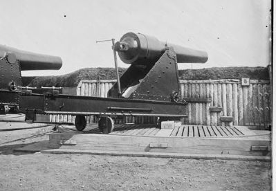 200 pdr. Parrot Rifle in Battery Rodgers image. Click for full size.