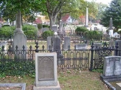 Christ Church (Episcopal) Cemetery image. Click for full size.
